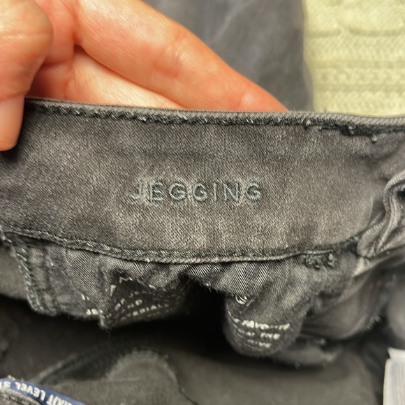 American Eagle denim black jegging next level stretch skinny jeans size 4 - Picture 6 of 8